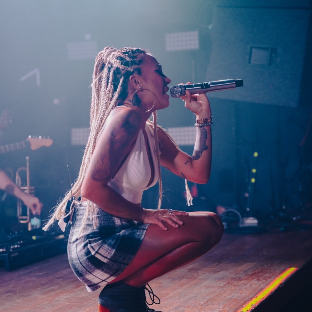 HIRIE STAGE PLAID SKIRT